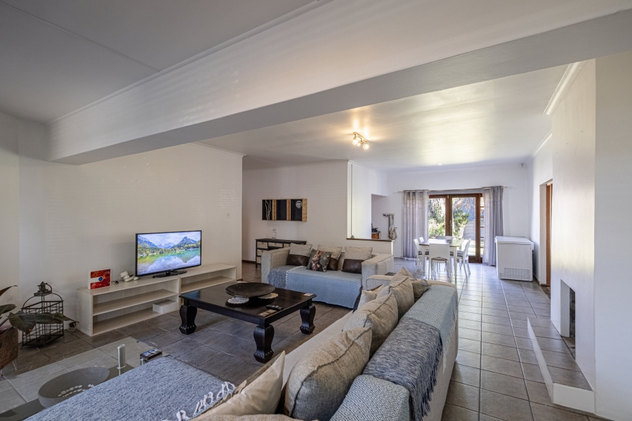 4 Bedroom Property for Sale in Framesby Eastern Cape